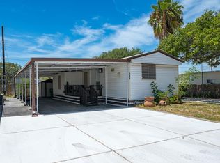 169 Stone St, Aransas Pass, TX 78336
