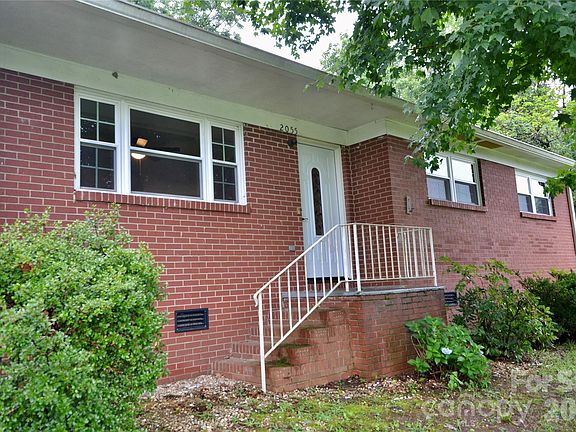 2nd image of 2055 Goodson Rd