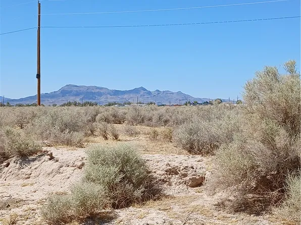 1960 E Highland Ave, Pahrump, NV 89048