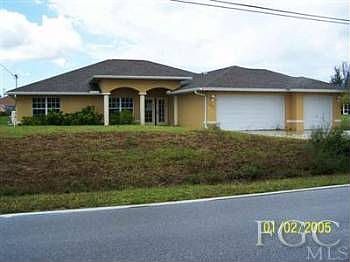 1st image of 2914 Chiquita Blvd S