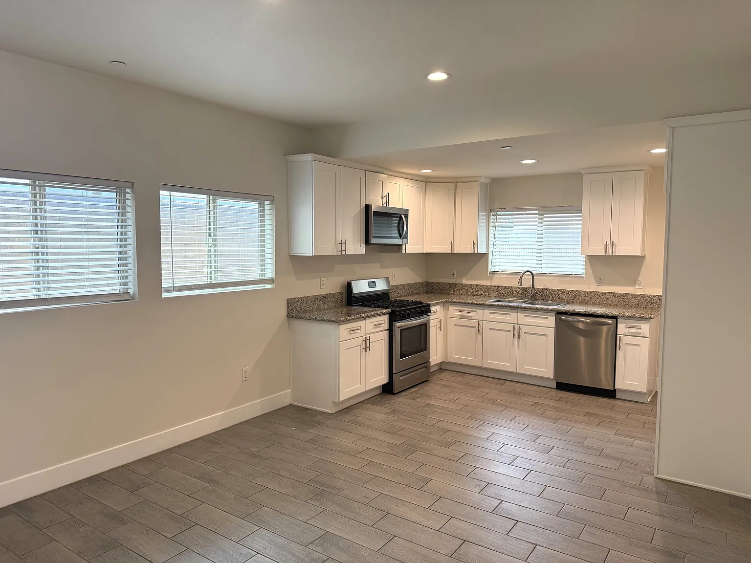 2 bed, 2.5 bath, 1750 sqft, $3,400 — Photo 4