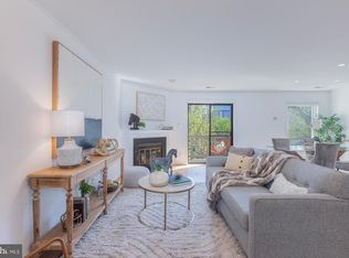 2103 N Rolfe St APT B, Arlington, VA