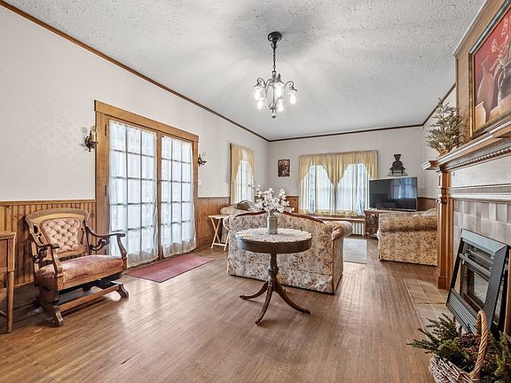 5th image of 124 Bramwell Hill Rd