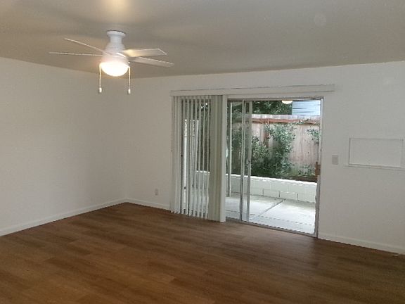 3rd image of 311 Verano Dr APT 55
