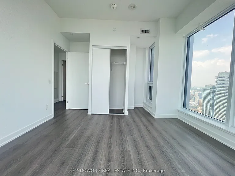 8 Wellesley St W #6006 — Photo 5