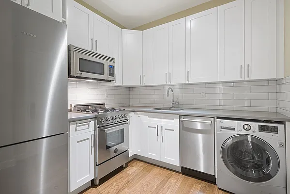 Rented by Cooper & Cooper Real Estate | media 9