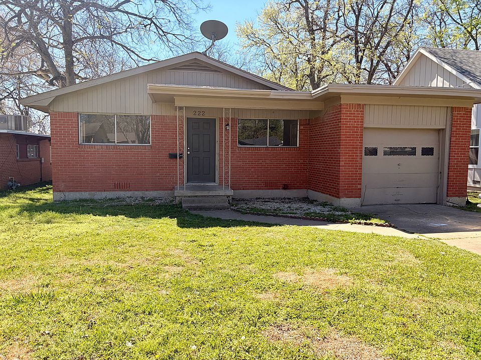 1st image of 222 W Dexter St