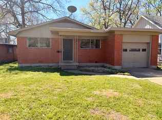 222 W Dexter St, Sherman, TX 75092