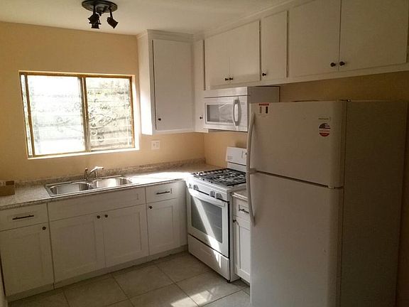 4th image of 7000 S La Cienega Blvd APT 8