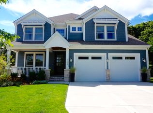 728 S Fairview Ave, Elmhurst, IL 60126