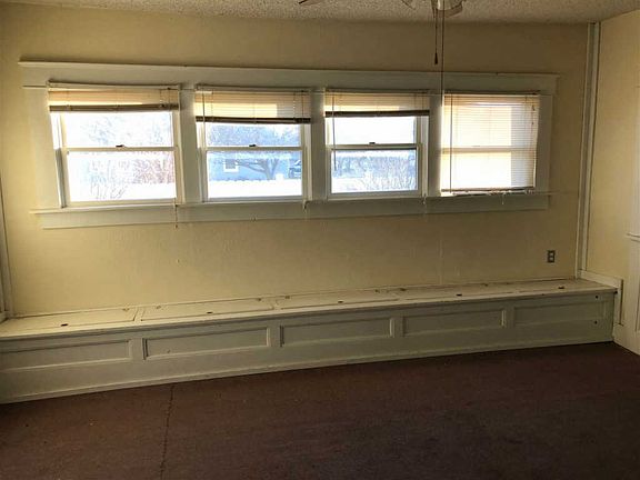 5th image of 600 N Atchison St