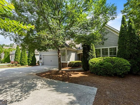 3rd image of 527 Winding Ridge Cir SW