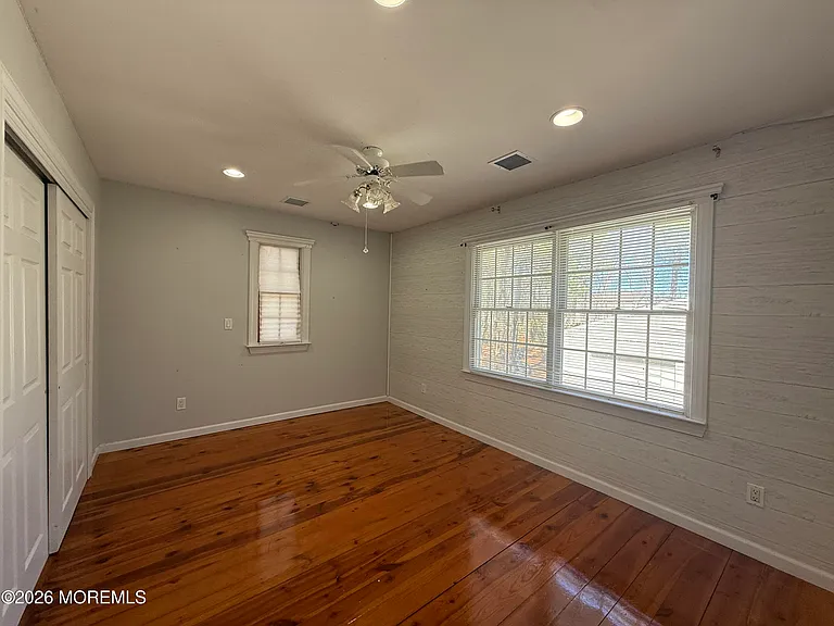 605 Farrelly Ave — Photo 15