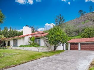 2433 Country Club Dr, Glendora, CA 91741