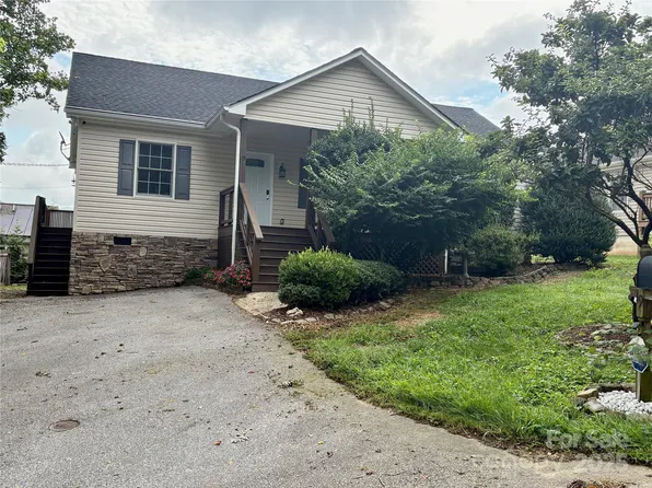 19 Broadview Dr, Asheville, NC 28803