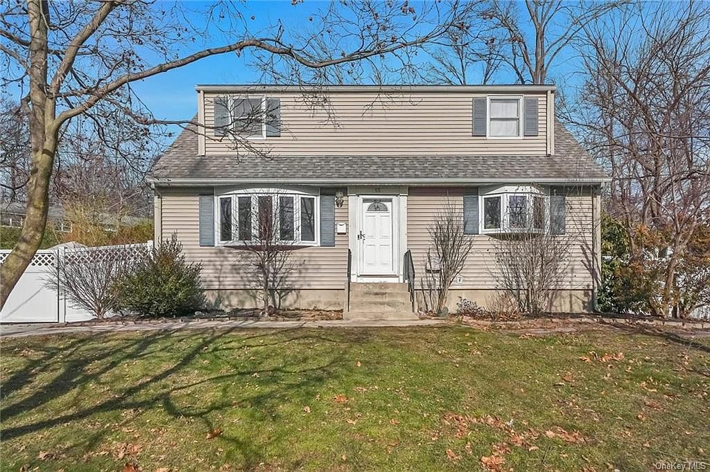 55 E Carroll Street, Pearl River, NY 10965 Zillow