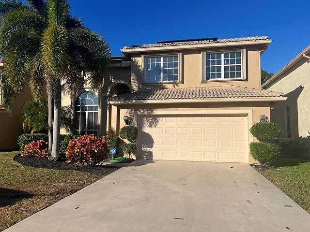 1st image of 7532 Colony Palm Dr