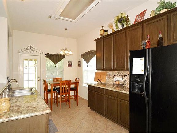 5th image of 3608 Pine Valley Dr
