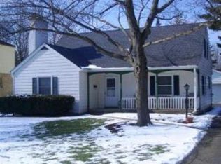 612 N President St, Wheaton, IL 60187