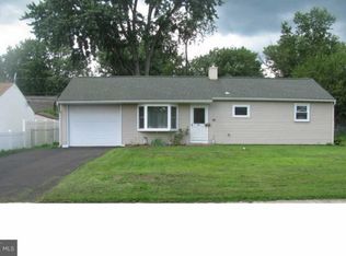 621 Auburn Rd, Fairless Hills, PA 19030