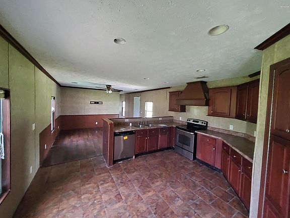 5th image of 1440-I Hebert Ln