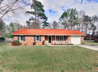 1570 Crowndale Dr, Sumter, SC 29150