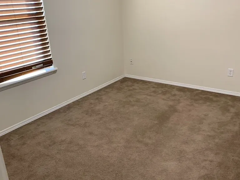 139 E Willow Creek Dr — Photo 19