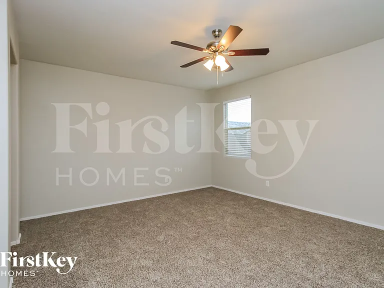 4637 E Fire Opal Ln — Photo 7