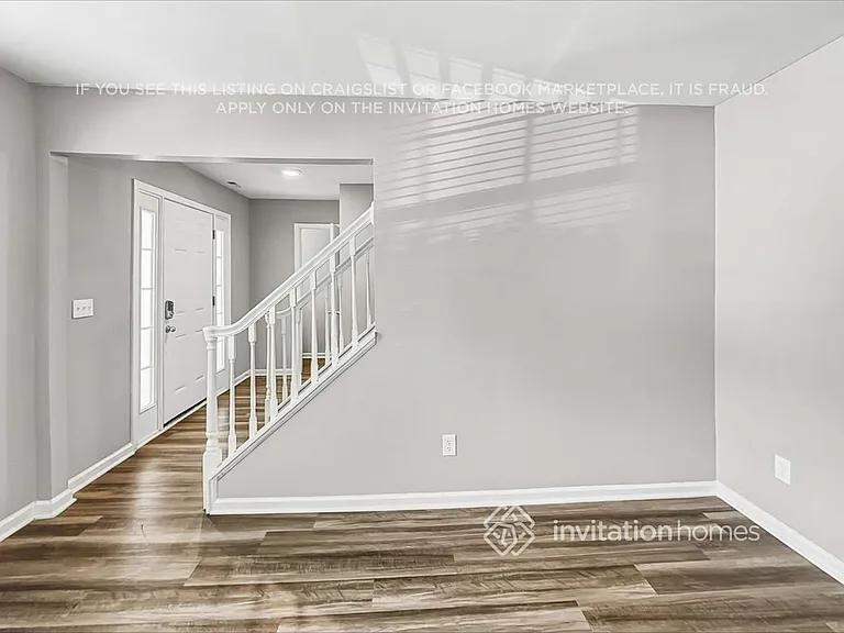 8902 Fuschia Ct — Photo 18