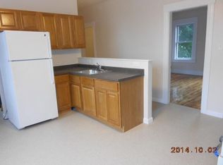 24 Clarendon St APT 2, Worcester, MA 01604