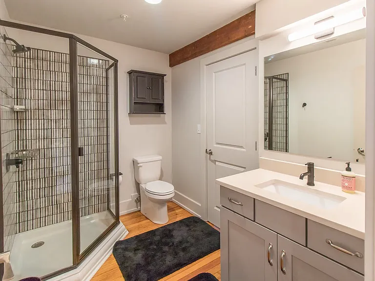 1741 Frankfort Ave #201 — Photo 9