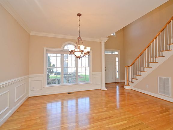2nd image of 6981 Bethesda Ct