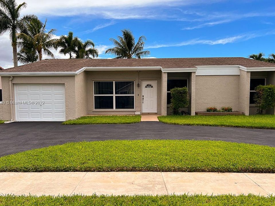 1st image of 11741 NW 37th Pl