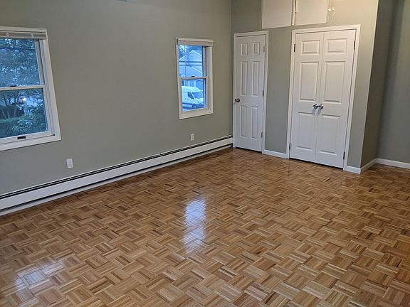 3rd image of 396 35th St Floor 2