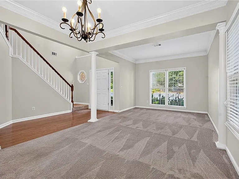 2311 Ravinia Ct NE — Photo 3