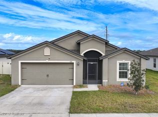 1591 Swan Lake Cir, Dundee, FL 33838