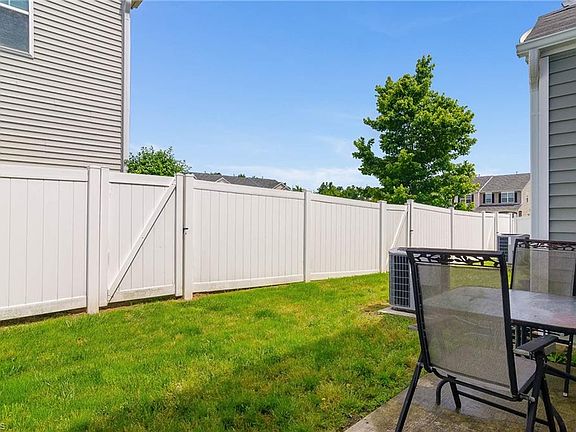 5th image of 37 Arbor Hill Pl