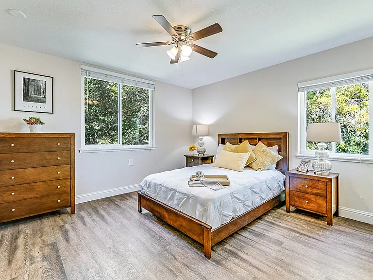 Oakland Heights - 55+ Active Adult Apartments — Photo 9