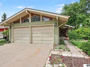2201 S 50th St, Lincoln, NE 68506