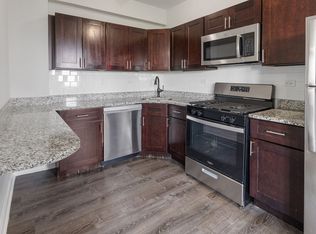 1608 W Sherwin #601, Chicago, IL 60660