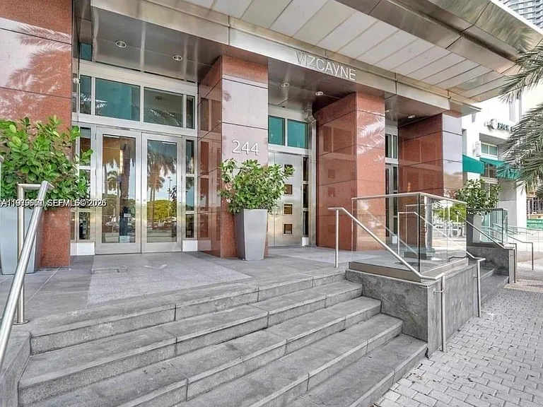 244 NE Biscayne Blvd #440 — Photo 4