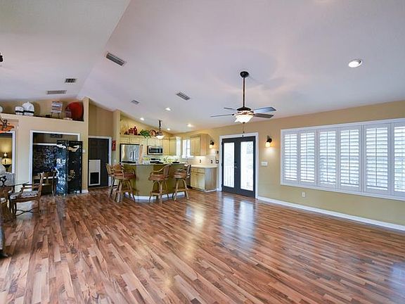 5th image of 462 White Cotton Cir