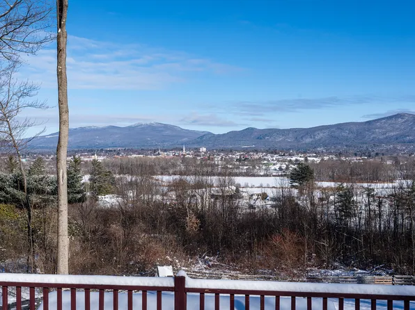 40 Campbell Rd, Center Rutland, VT 05701