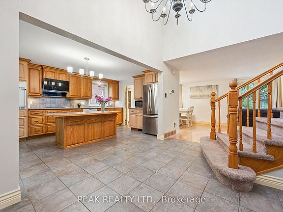 3rd image of 459 Belgreen Way