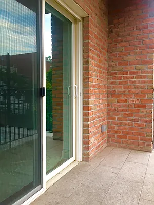 Rented by Bird & Swing LLC | media 42