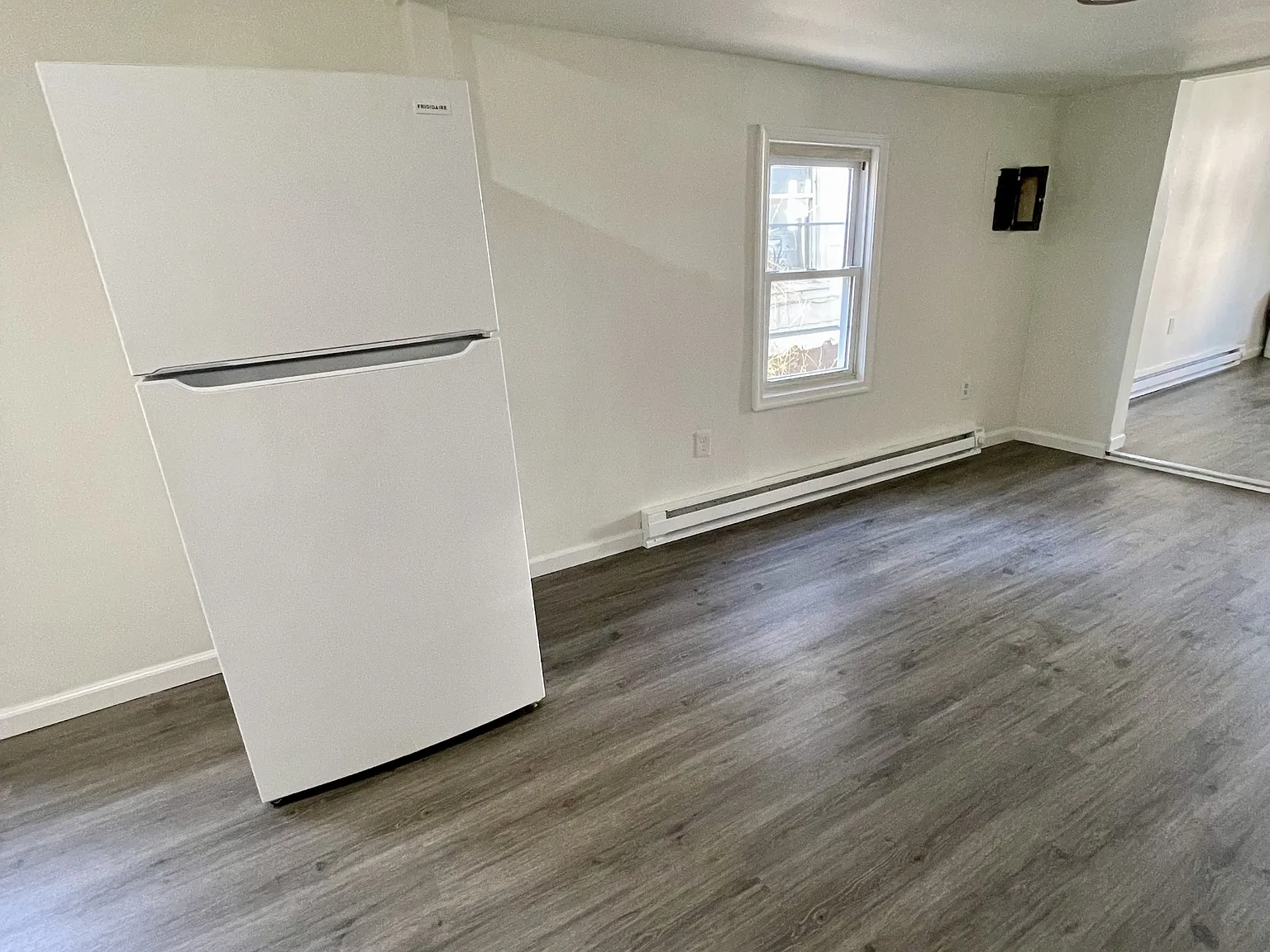 215 Henry Street- Unit B - 1 — Photo 4