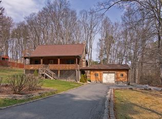 301 Elizabeth Kay Ln, Lewisburg, WV 24901