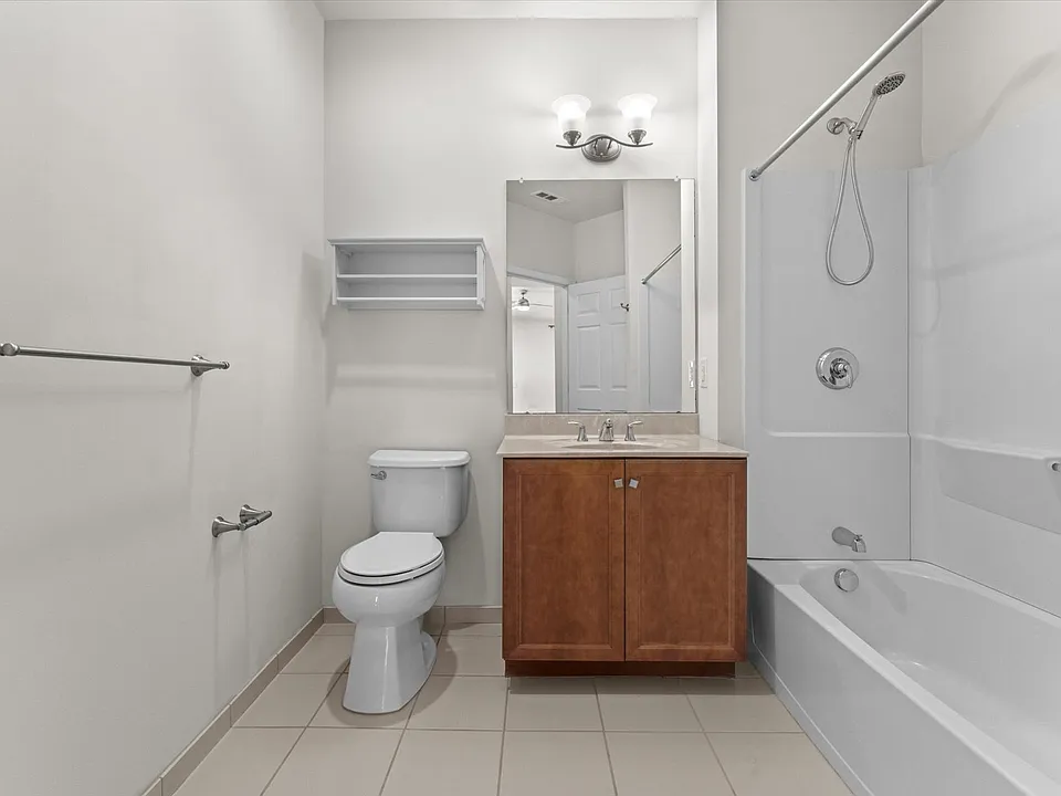 216 Corning Fairbanks Way #216