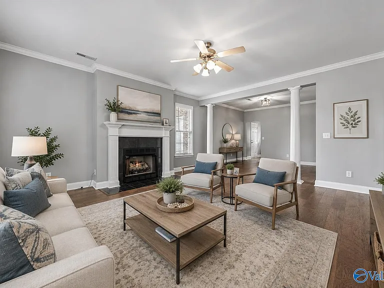 5104 Frankford Dr SE — Photo 4