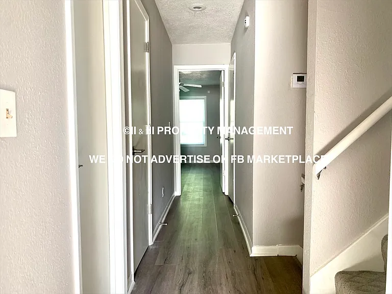 6102 Newton St — Photo 13